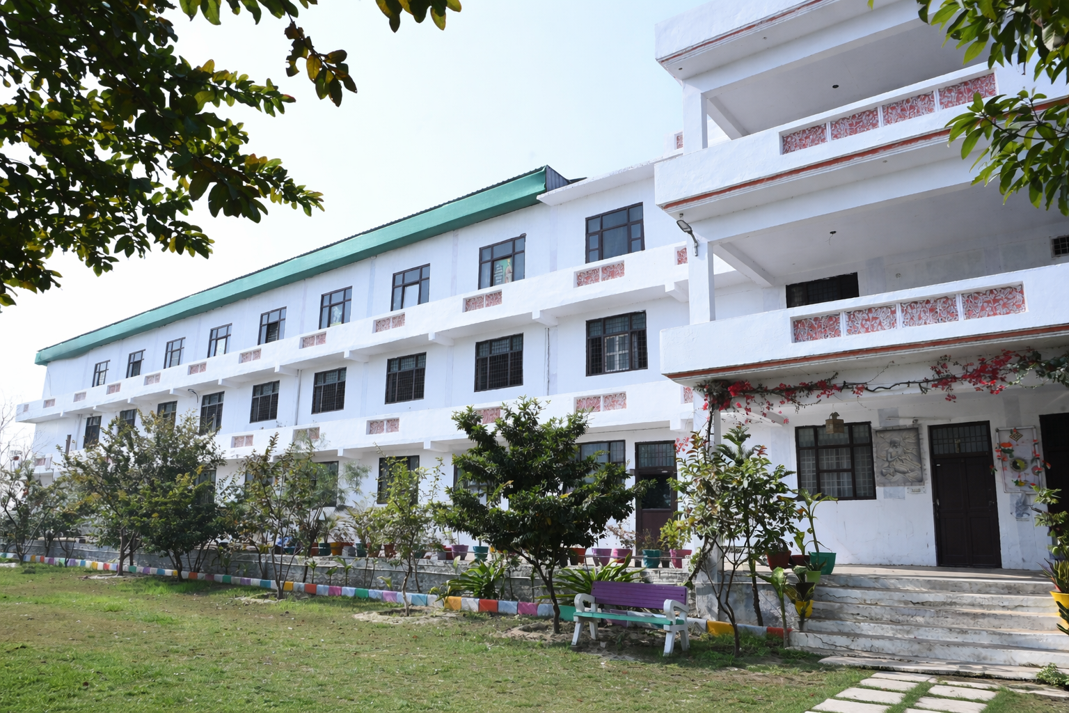 Shiva Public School Campus